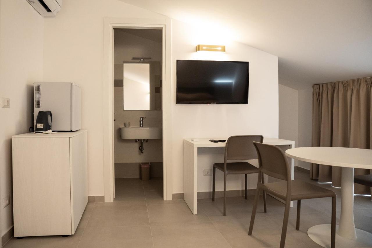 Hotel Il Colle Ferentino Esterno foto